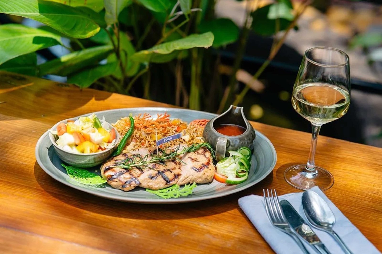 The Lawns Restaurant