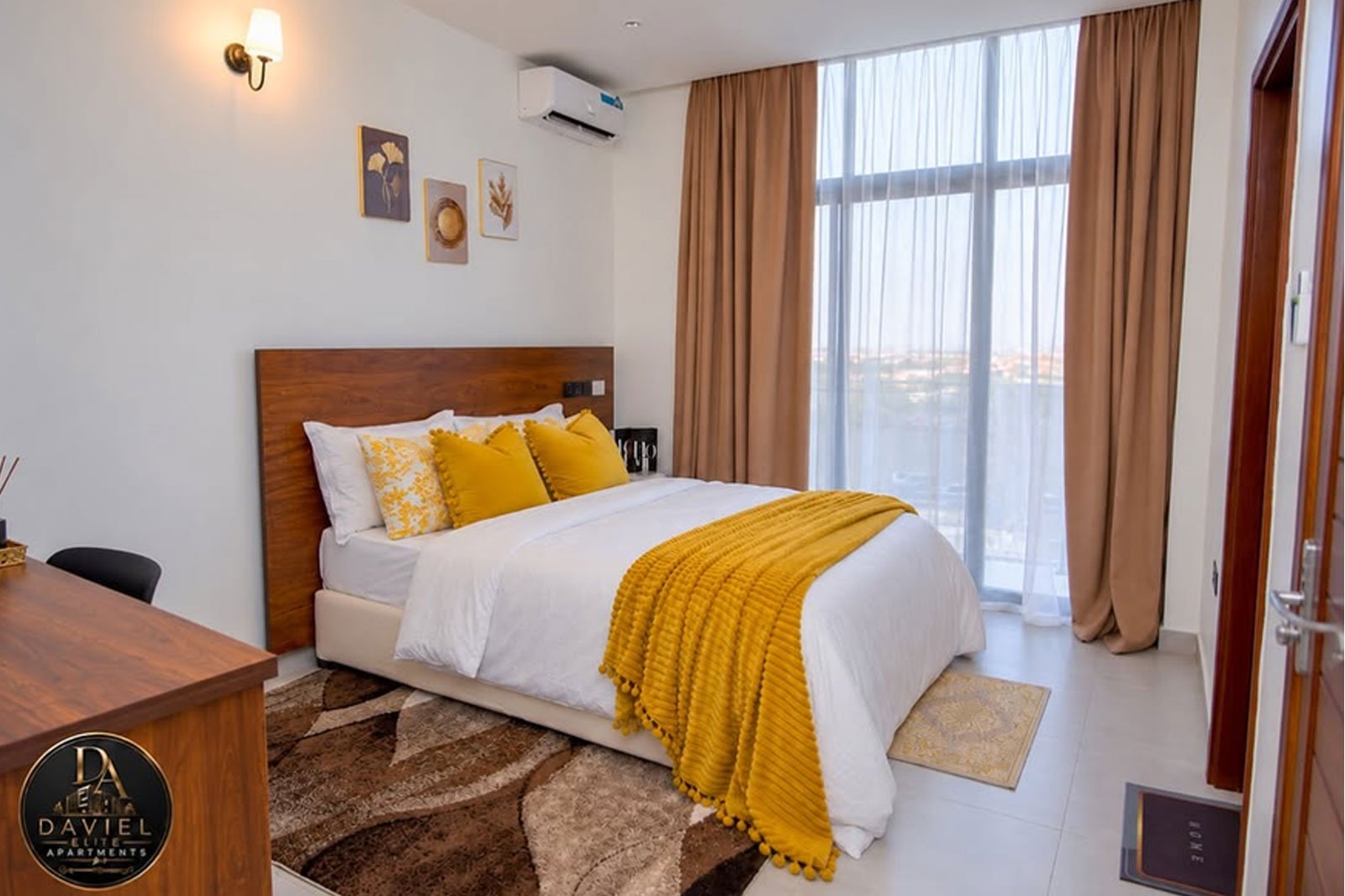 David Elite Apartment